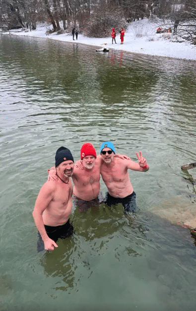 Neu Jahrs Schwimmen 2026